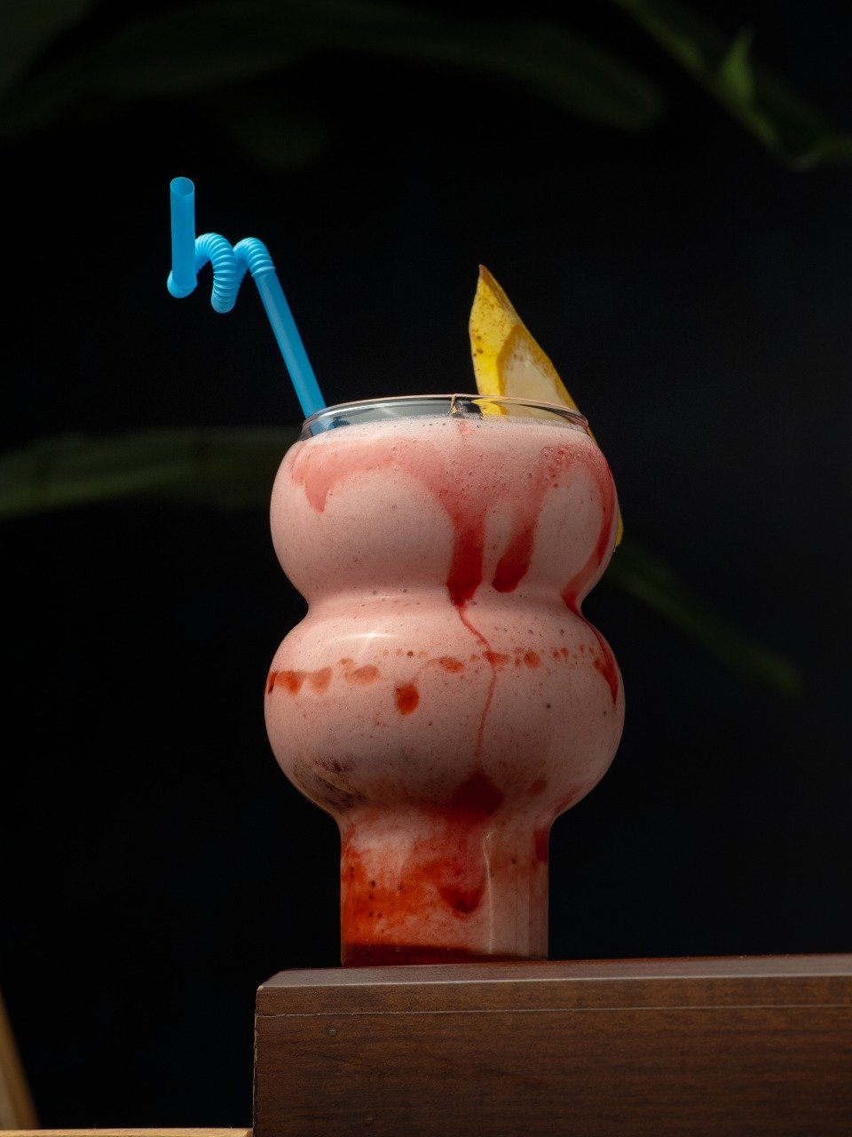 سموزي موز وفراولة